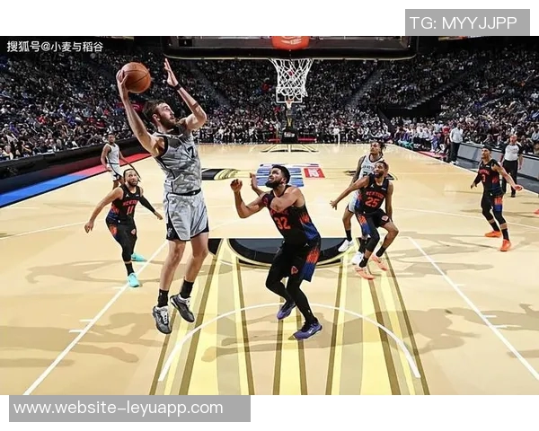 布里奇斯全场32分表现抢眼第二节独得16分助球队续命可惜未能逆转胜局